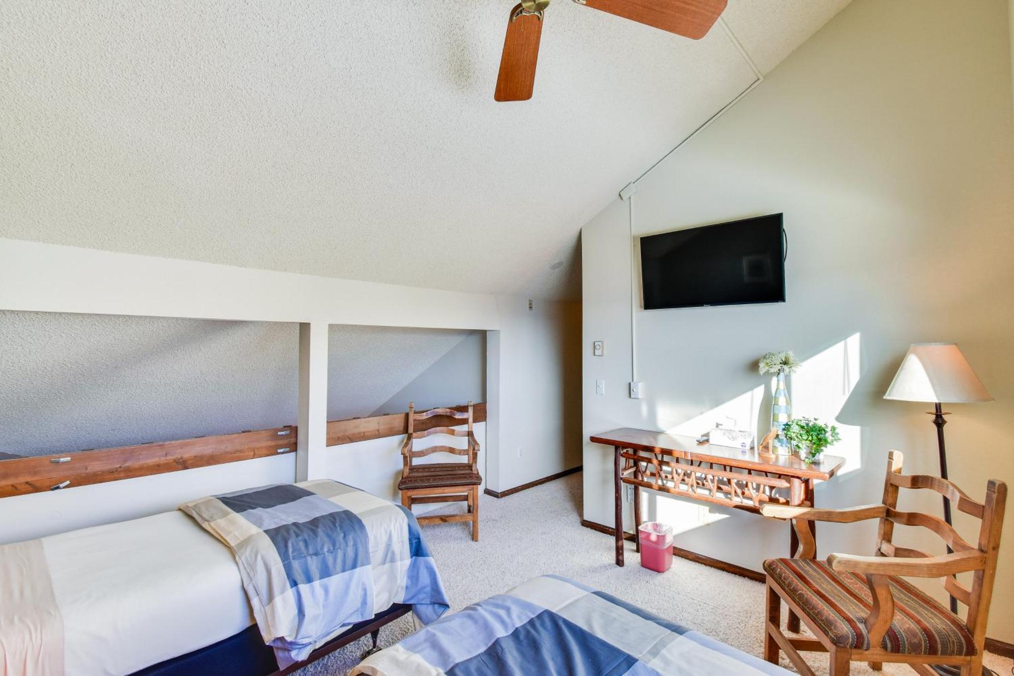 Central Steamboat Condo Outdoor Hot Tub And Pool! Steamboat Springs Extérieur photo